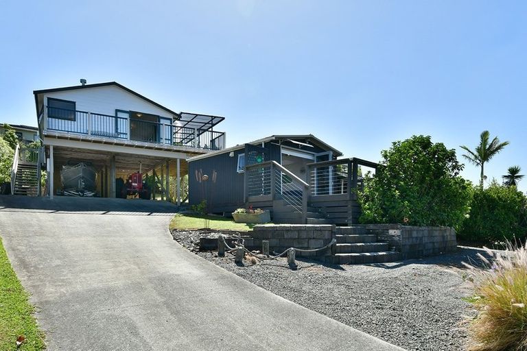 Photo of property in 18 Te Kapa Place, Snells Beach, 0920