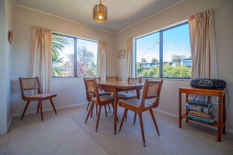 Photo of property in 2/6 Kowhai Road, Rainbow Point, Taupo, 3330