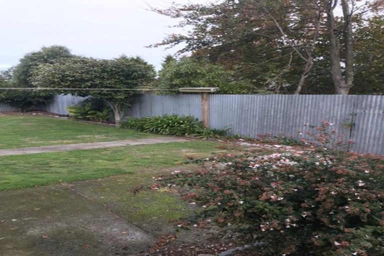 Photo of property in 14 Papawai Road, Greytown, 5712