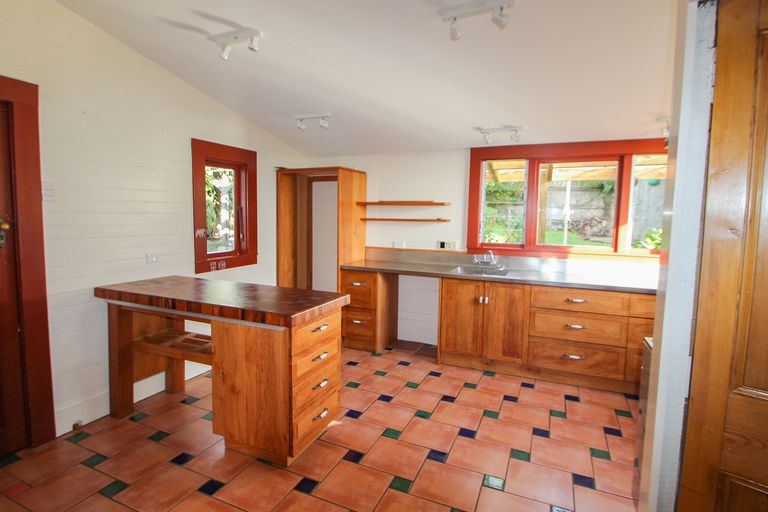 Photo of property in 53 Tyne Street, South Hill, Oamaru, 9400