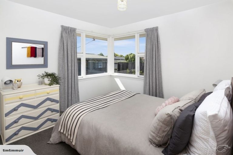 Photo of property in 20 Blossomdale Place, Bishopdale, Christchurch, 8053