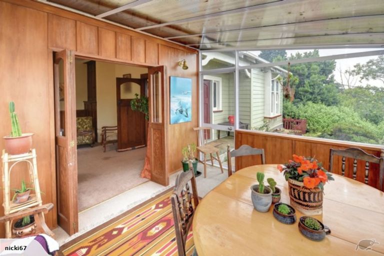 Photo of property in 34 Adderley Terrace, Ravensbourne, Dunedin, 9022