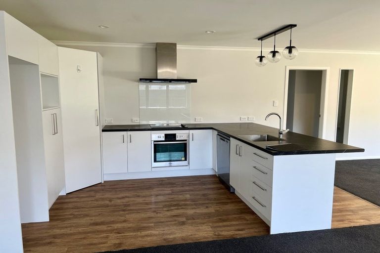 Photo of property in 12 Merton Street, Trentham, Upper Hutt, 5018