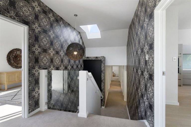 Photo of property in 9 Assisi Street, Mount Pleasant, Christchurch, 8081