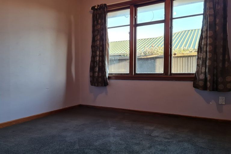 Photo of property in 74 Gilberthorpes Road, Hei Hei, Christchurch, 8042