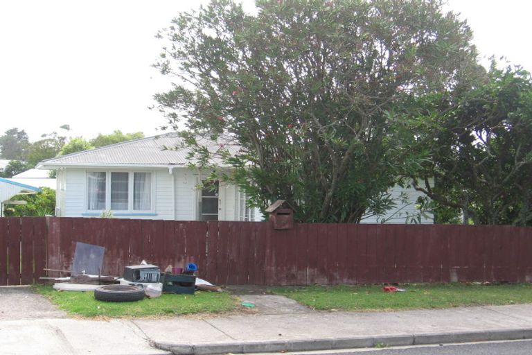 Photo of property in 31 Nile Road, Kelston, Auckland, 0602