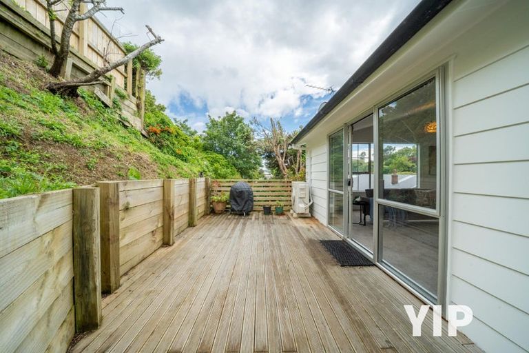 Photo of property in 11 Petherick Crescent, Johnsonville, Wellington, 6037