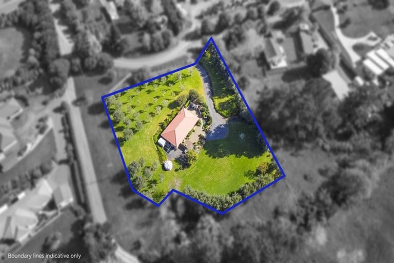 Photo of property in 1 Okura Drive, Kerikeri, 0230