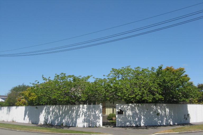 Photo of property in 16 Midhurst Street, Bishopdale, Christchurch, 8053