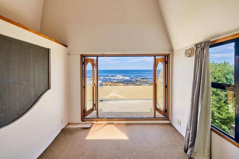 Photo of property in 164 The Esplanade, Houghton Bay, Wellington, 6023