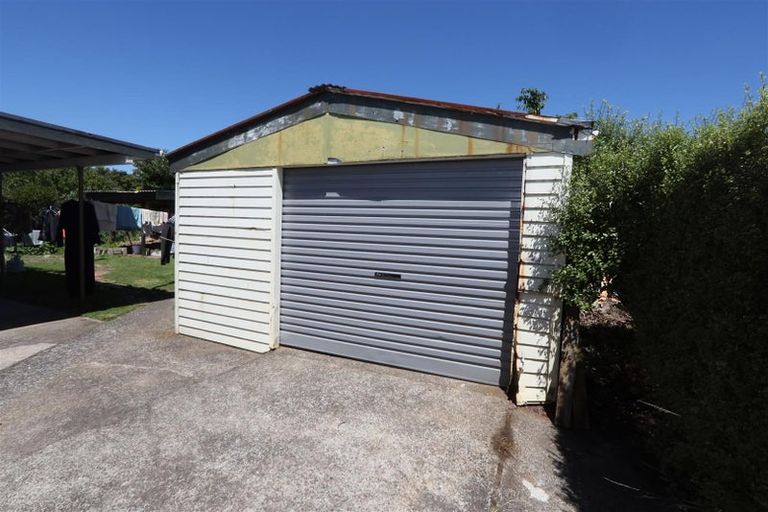 Photo of property in 35 Ward Avenue, Fenton Park, Rotorua, 3010