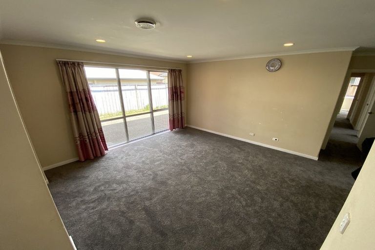 Photo of property in 104 Stancombe Road, Flat Bush, Auckland, 2016