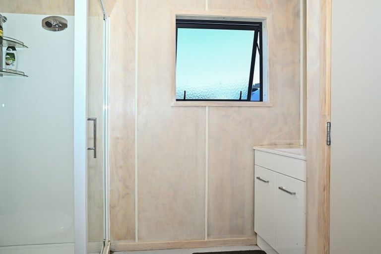 Photo of property in Blue Bay Road, Mahia, 4198