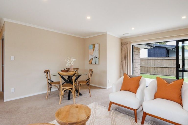Photo of property in 18 Thomson Street, West End, Palmerston North, 4412