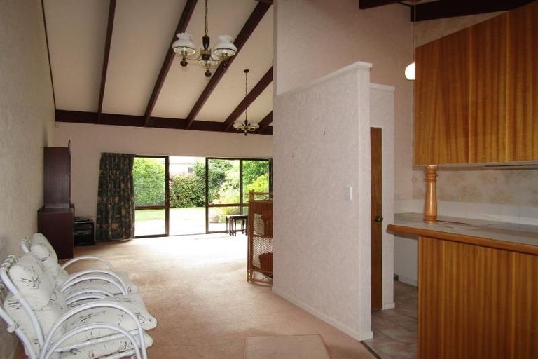 Photo of property in 1/10 Reeves Road, Acacia Bay, Taupo, 3330