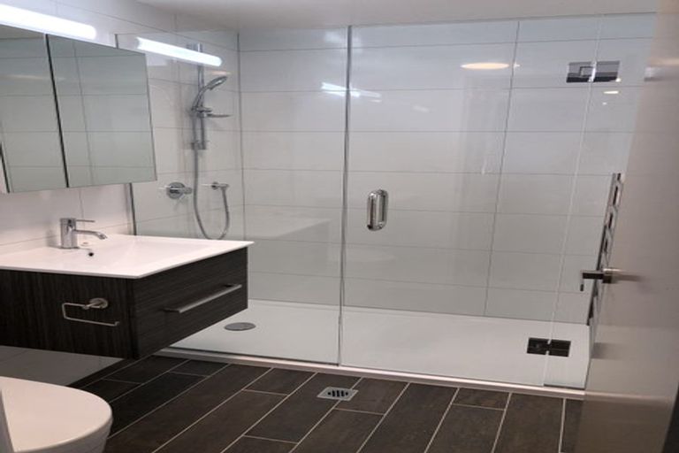 Photo of property in Frame Apartments, 1003/111 Molesworth Street, Thorndon, Wellington, 6011