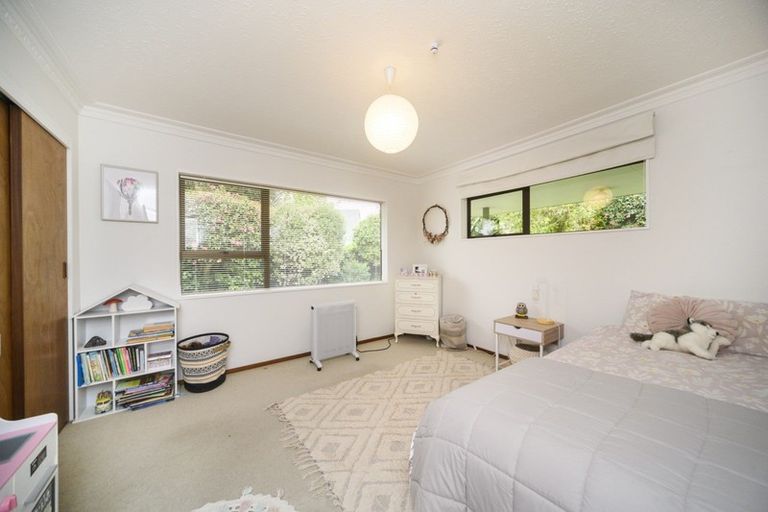 Photo of property in 104 Waterloo Crescent, Hokowhitu, Palmerston North, 4410