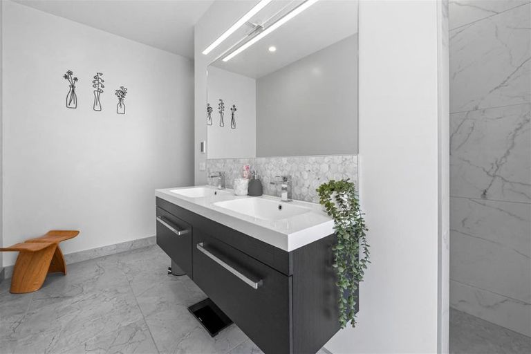 Photo of property in 39 Great Road West, Matipo Heights, Rotorua, 3015