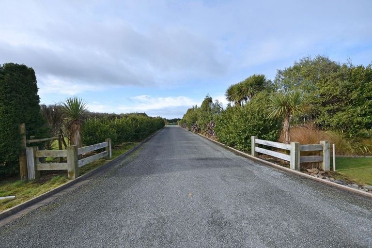 Photo of property in 11 Ferngrove Way, Otatara, Invercargill, 9879