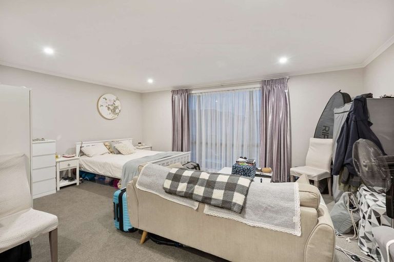 Photo of property in 18 Hopuni Way, Takanini, 2112