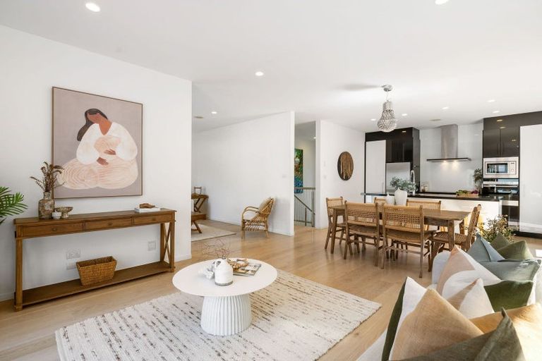 Photo of property in 64b Maunganui Road, Mount Maunganui, 3116