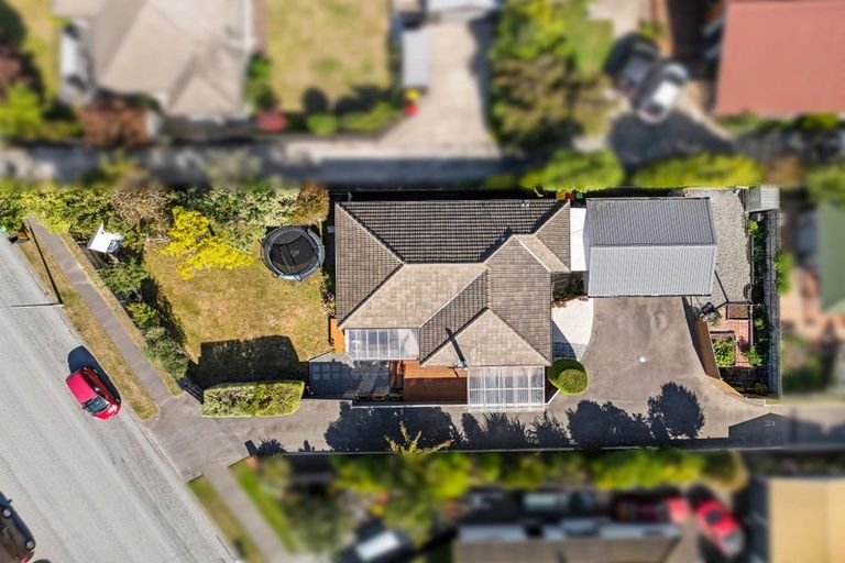 Photo of property in 66 Winters Road, Redwood, Christchurch, 8051