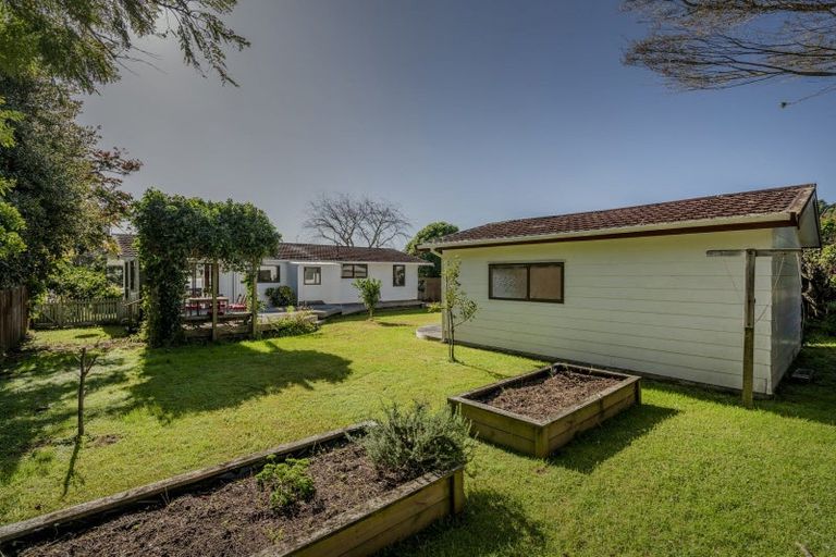 Photo of property in 46 Pepe Road, Tairua, 3508