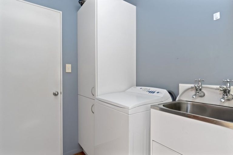 Photo of property in 205 Waitaha Road, Welcome Bay, Tauranga, 3112