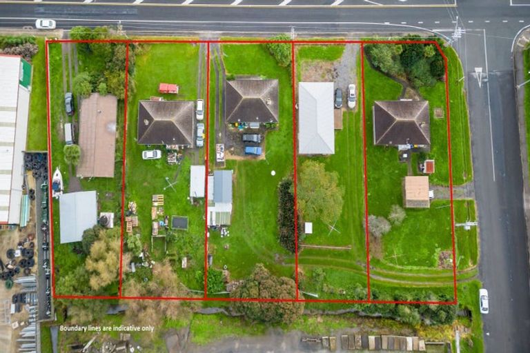 Photo of property in 97 Orchard West Road, Ngatea, 3503