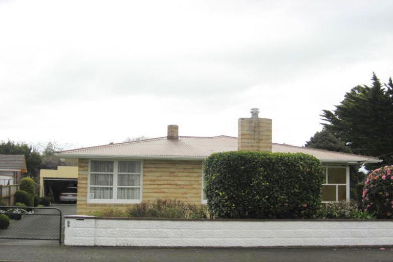 Photo of property in 53 Salisbury Street, Levin, 5510