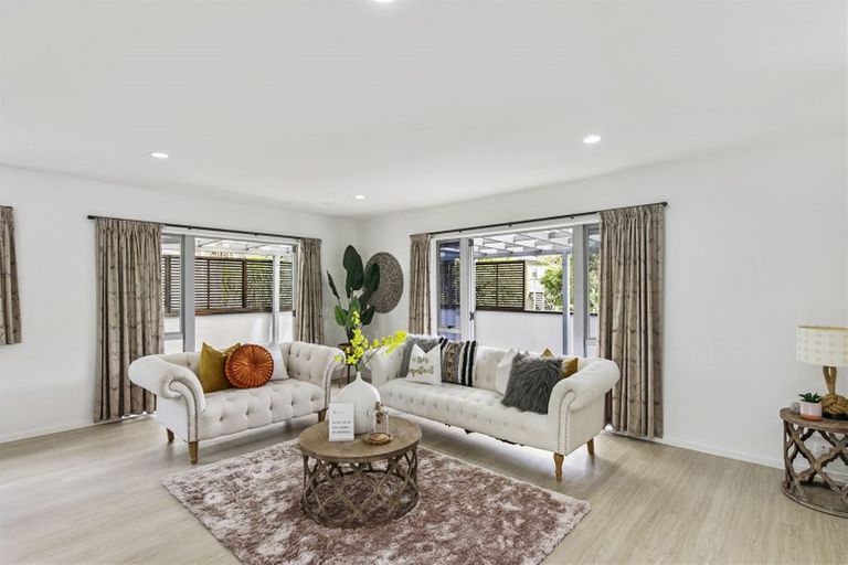 Photo of property in 20a Ludlow Terrace, Totara Vale, Auckland, 0627