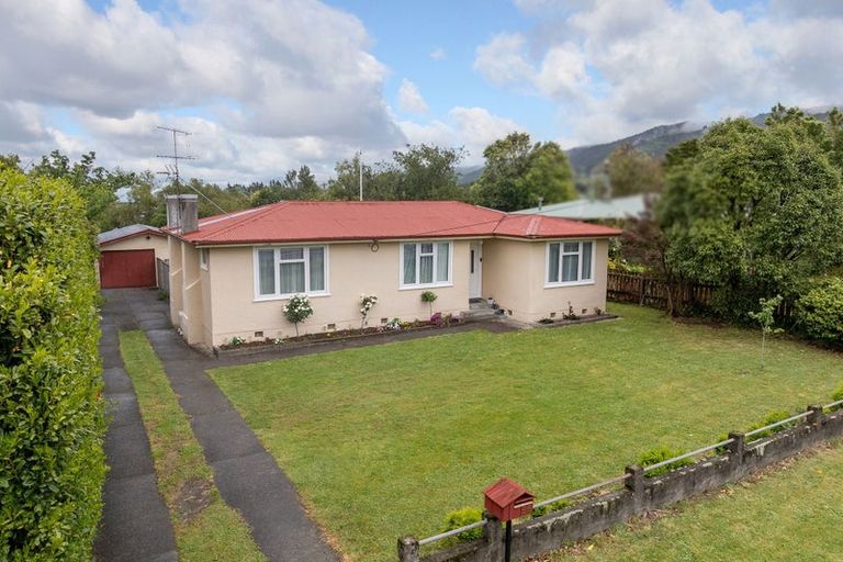 Photo of property in 56 Revans Street, Featherston, 5710