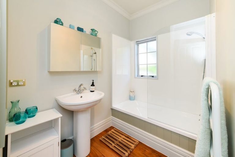 Photo of property in 32 Kent Avenue, Waitarere Beach, Levin, 5510