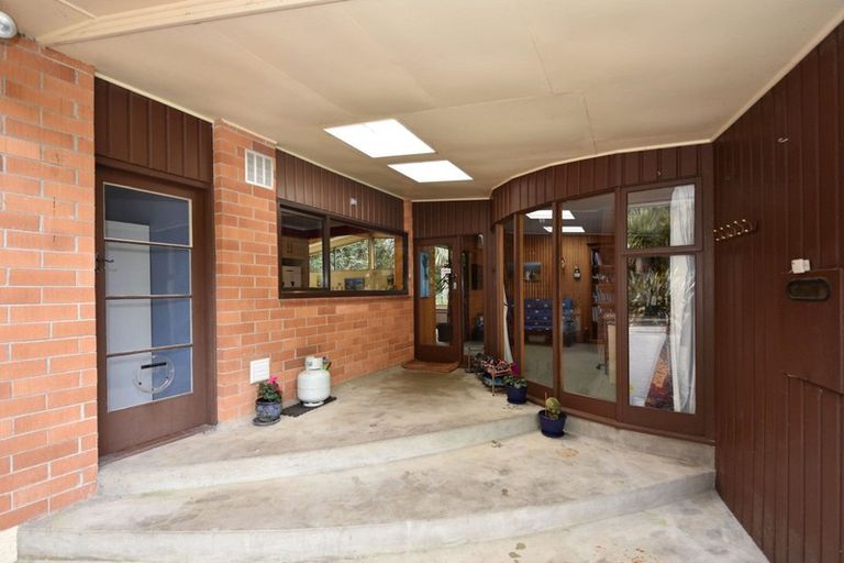 Photo of property in 44 Awarua Road, Otatara, Invercargill, 9879