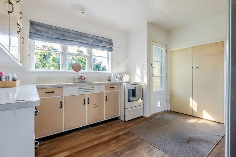 Photo of property in 36 Lancaster Street, Highbury, Palmerston North, 4412