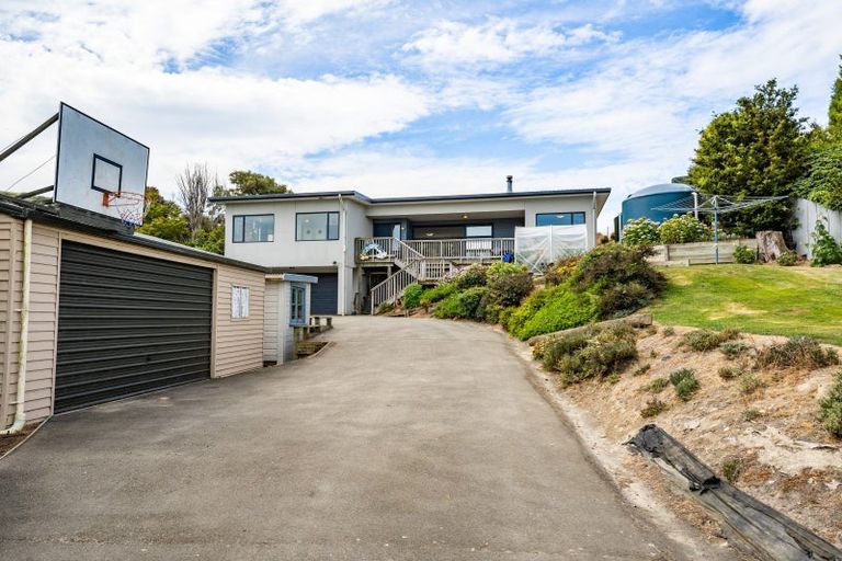 Photo of property in 1420 Taieri Mouth Road, Taieri Mouth, Brighton, 9091