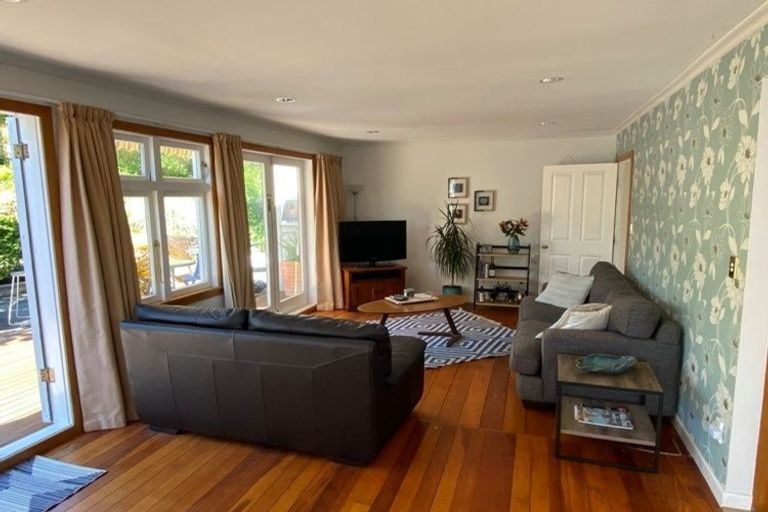 Photo of property in 30 Martin Road, Paraparaumu Beach, Paraparaumu, 5032