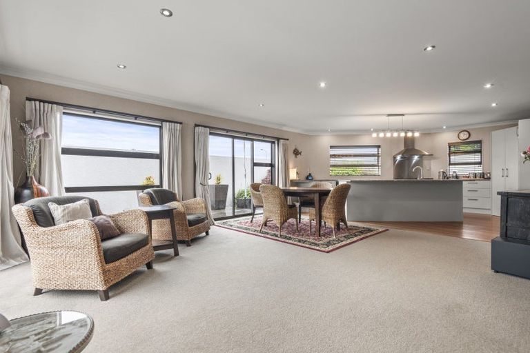 Photo of property in 42 Collingwood Street, Hokowhitu, Palmerston North, 4410