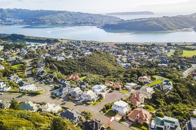 Photo of property in 2 Glengavel Grove, Papakowhai, Porirua, 5024