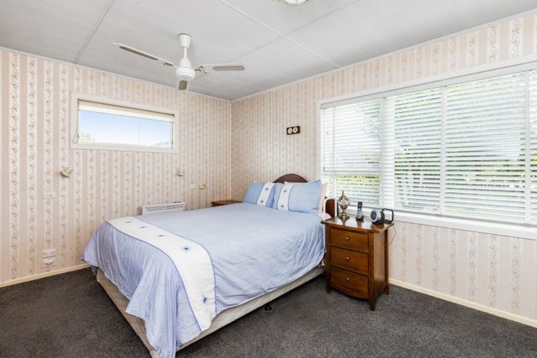 Photo of property in 23 Mangarau Crescent, Havelock North, 4130