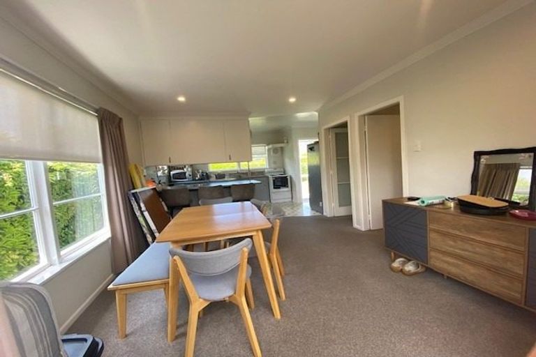 Photo of property in 45 Redwood Avenue, Tawa, Wellington, 5028