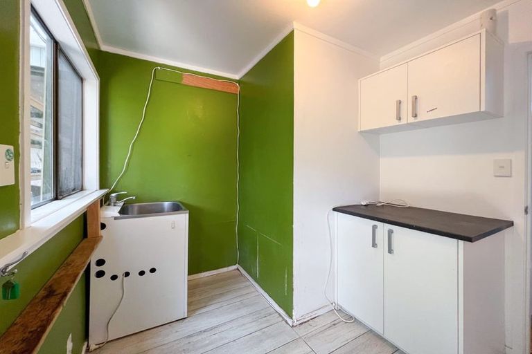 Photo of property in 22 Blundell Place, Chatswood, Auckland, 0626