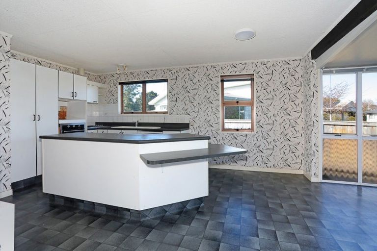 Photo of property in 12 Ruawai Road, Feilding, 4702