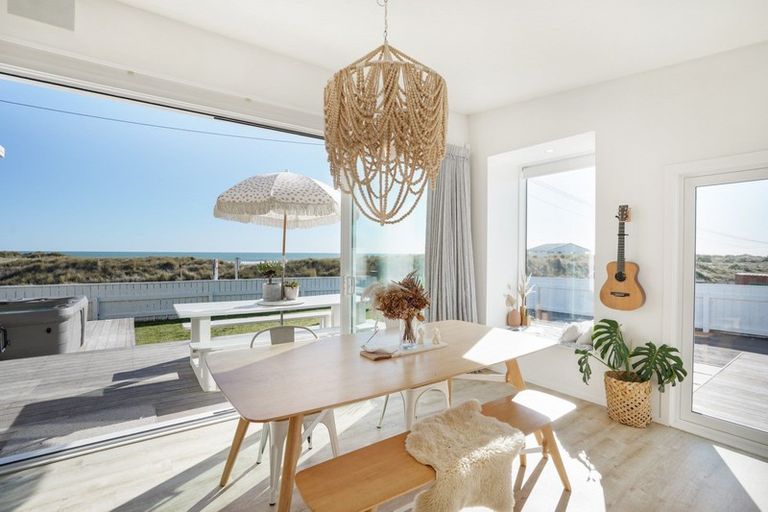 Photo of property in 21 Ocean Beach Street, Foxton Beach, Foxton, 4815