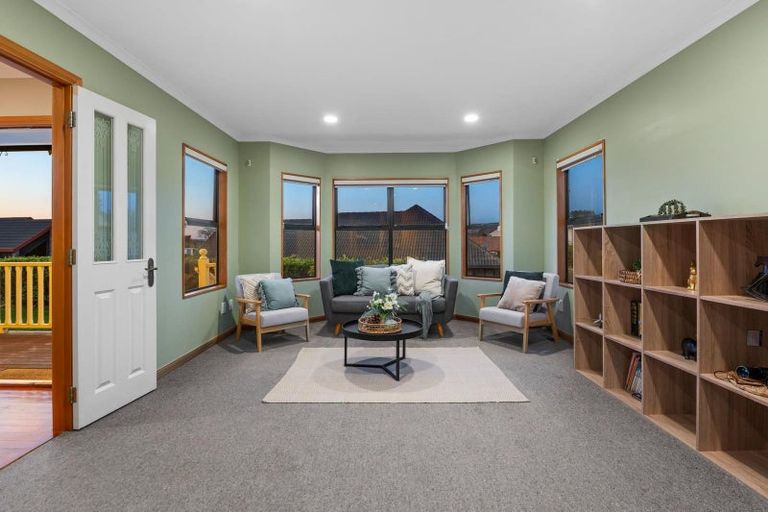 Photo of property in 43 Thelma Place, Lynmore, Rotorua, 3010