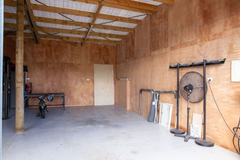 Photo of property in 633 Kakaramea Road, Ngahinapouri, Te Awamutu, 3876