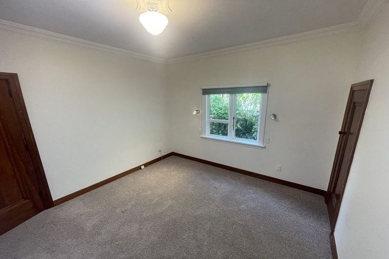 Photo of property in 28 Izard Road, Khandallah, Wellington, 6035