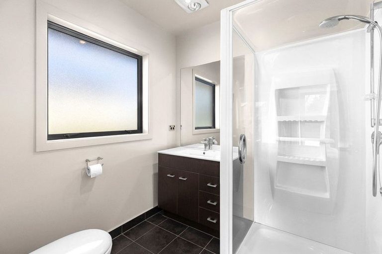 Photo of property in 1 Coromandel Street, Wanaka, 9305