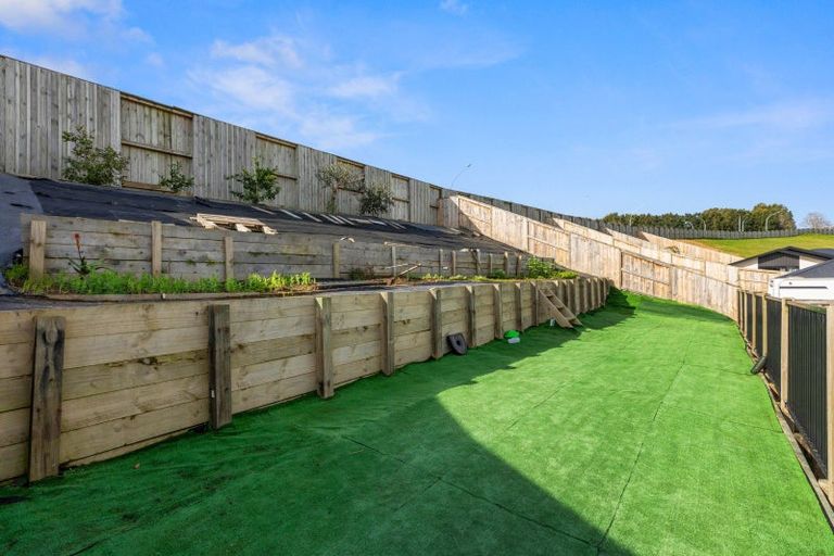 Photo of property in 25 Whakaturou Crescent, Pyes Pa, Tauranga, 3112