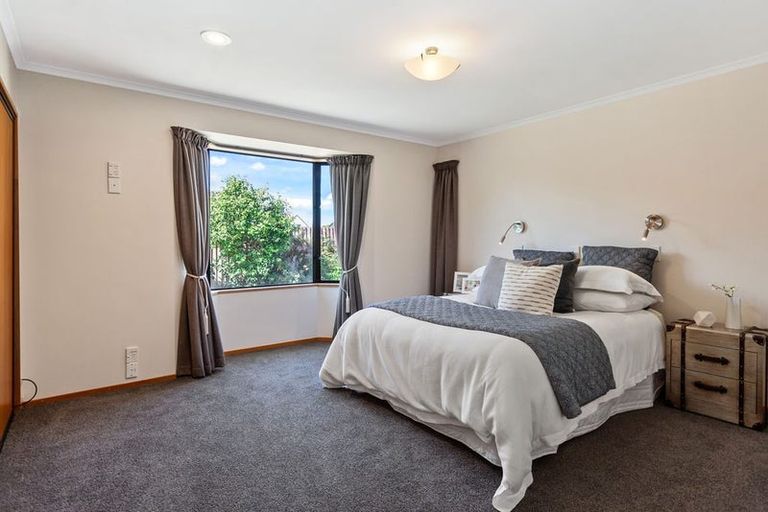 Photo of property in 93 Waratah Street, Avondale, Christchurch, 8061